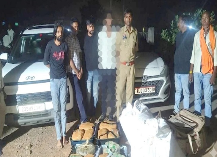 117 किलो गांजा जब्त, नाबालिग समेत चार आरोपी गिरफ्तार