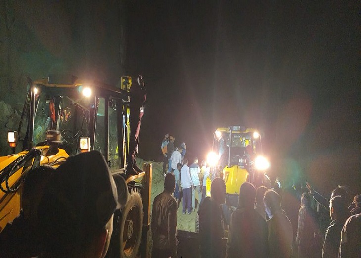  हिमाचल प्रदेश के बिलासपुर जिले में भीषण सड़क हादसा, 15 लोगों की मौत