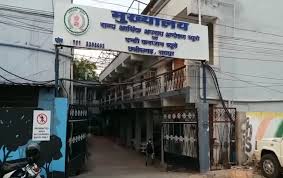 ईओ डब्लू का छापा 