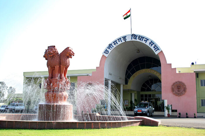 छत्तीसगढ़ विधानसभा के मानसून सत्र का तीसरा दिन 