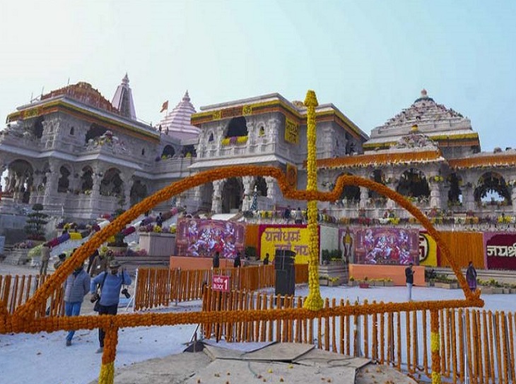 तीन संदिग्ध कश्मीरी के घुसने के बाद, सुरक्षा कर्मी हुए अलर्ट