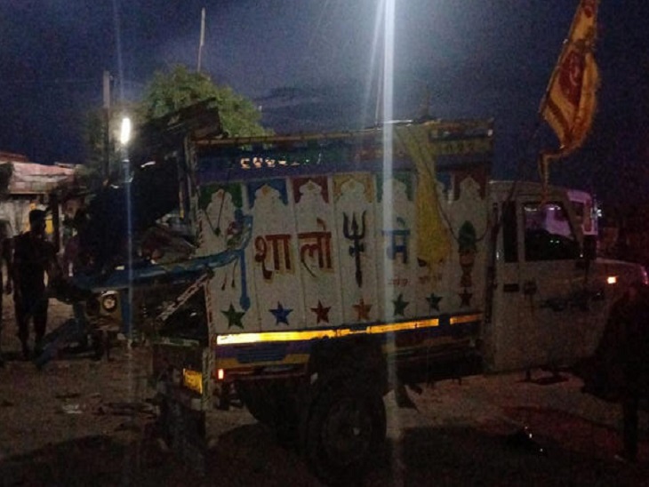  राजस्थान के दौसा में भीषण सड़क हादसा, 11 श्रद्धालुओं की दर्दनाक मौत