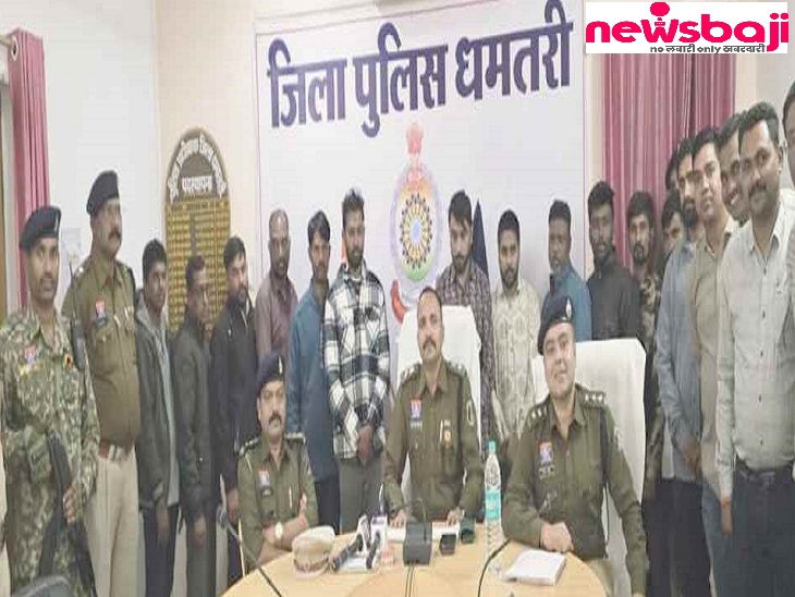 फर्जी  IT अफसर बनकर छापा मारने वाले 12 आरोपी गिरफ्तार 