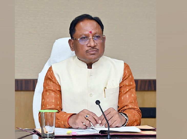 मुख्यमंत्री की अध्यक्षता में सूबे की प्रशासनिक अफसरों के साथ बैठक 