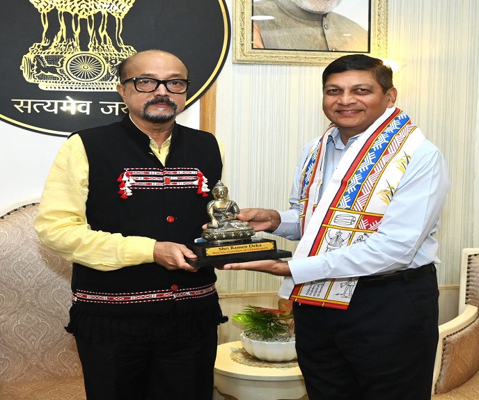 मुख्य सचिव अमिताभ जैन की सेवा में तीन महीने की बढ़ोतरी