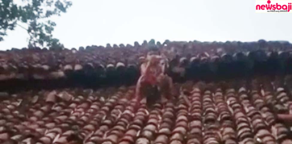बच्ची ब्लैकमेल कर अपनी डिमांड करती रही और माता-पिता मनुहार करते रहे.