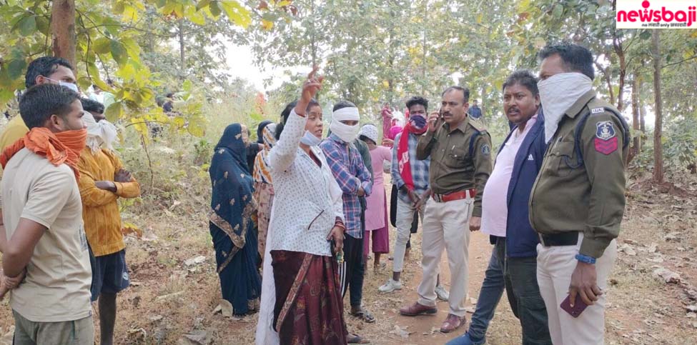 कोरबा के जंगल में पति-पत्नी की सड़ी-गली लाश मिली है. 