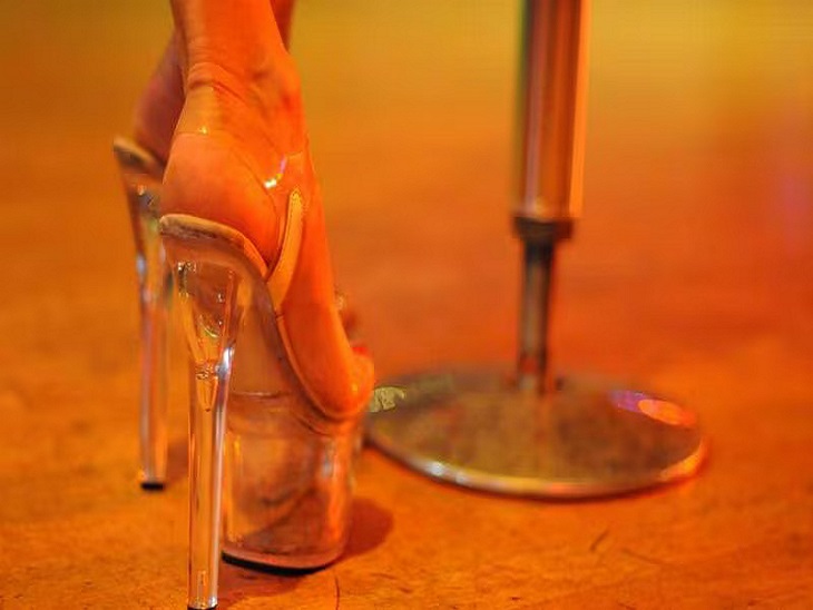 राजधानी के प्रोफेसर कॉलोनी में देह व्यापार का खुलासा 